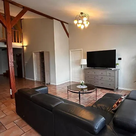 Florianska Penthouse Delux شقة